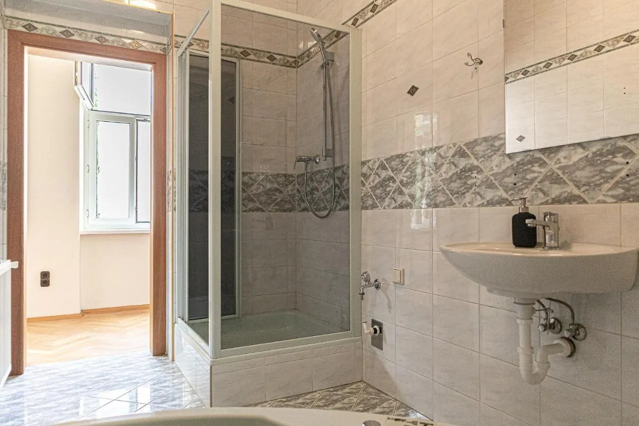 4 Great Apartment Akh - Ideal For Groups Of 19 Vienna