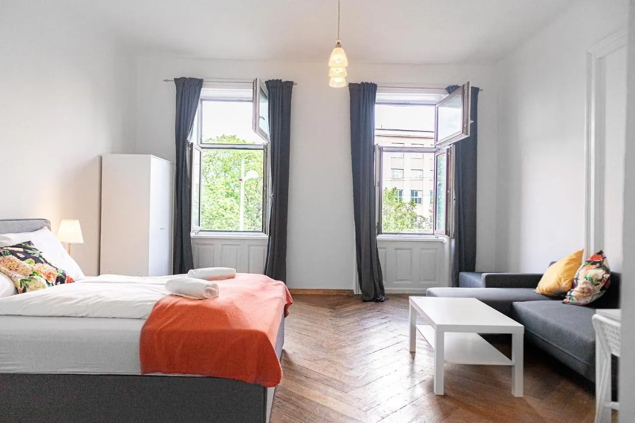 4 Great Apartment Akh - Ideal For Groups Of 19 Vienna Austria
