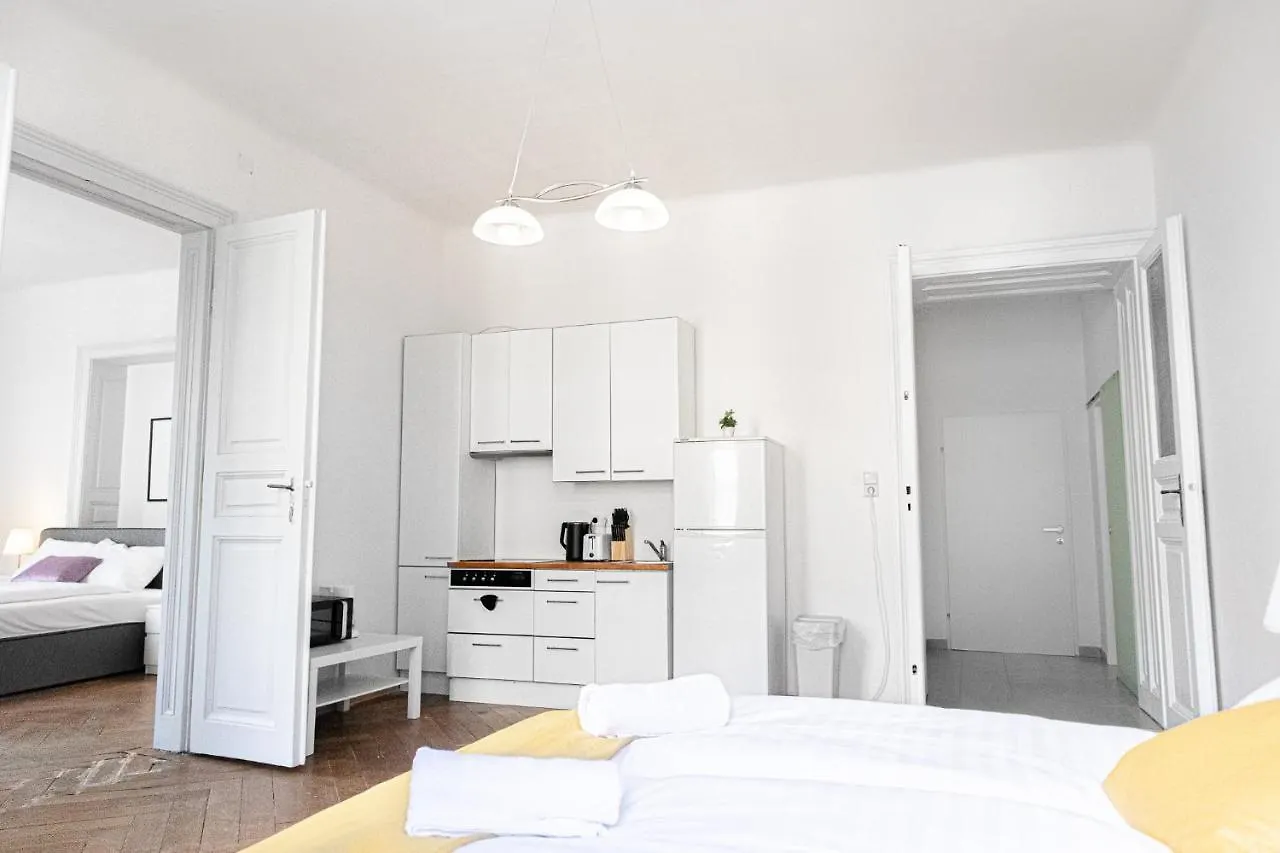 4 Great Apartment Akh - Ideal For Groups Of 19 Vienna Austria