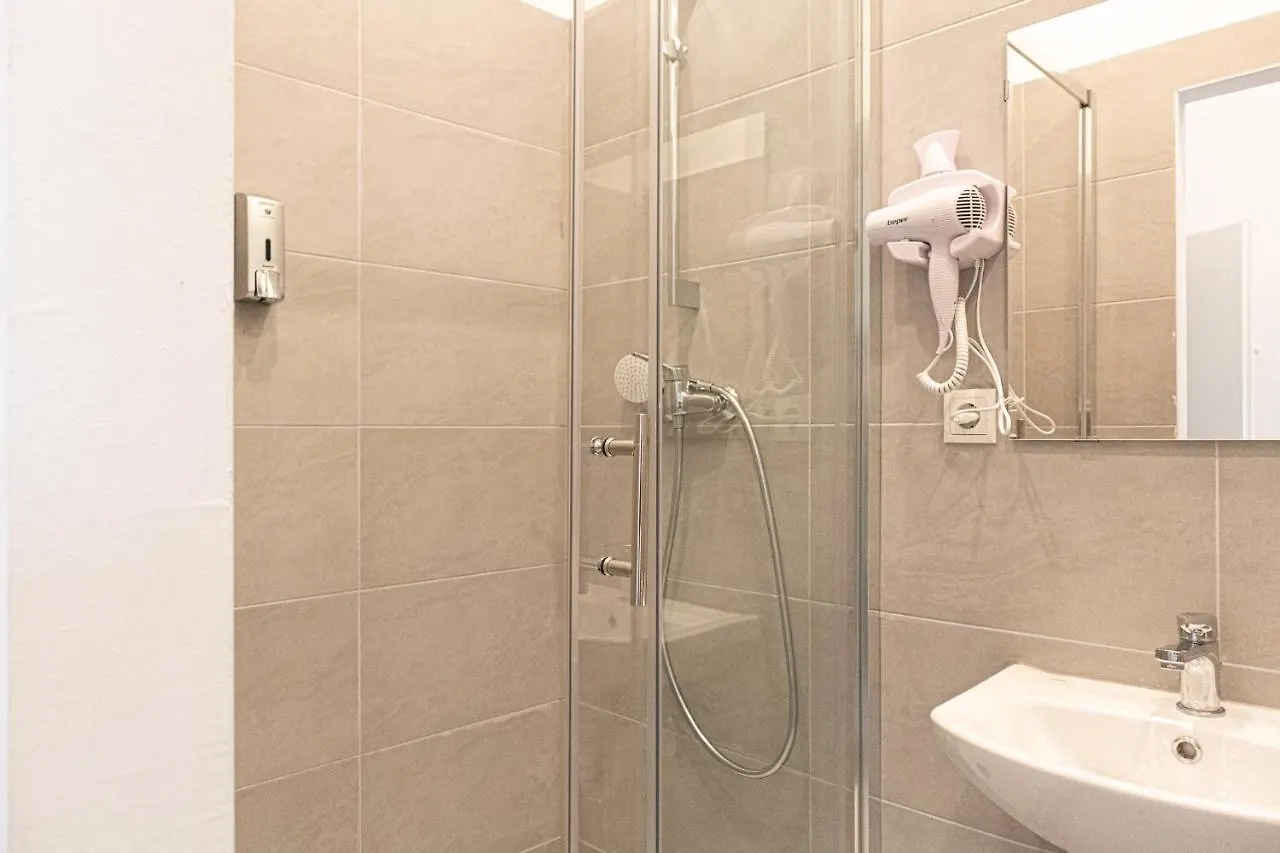 4 Great Apartment Akh - Ideal For Groups Of 19 Vienna